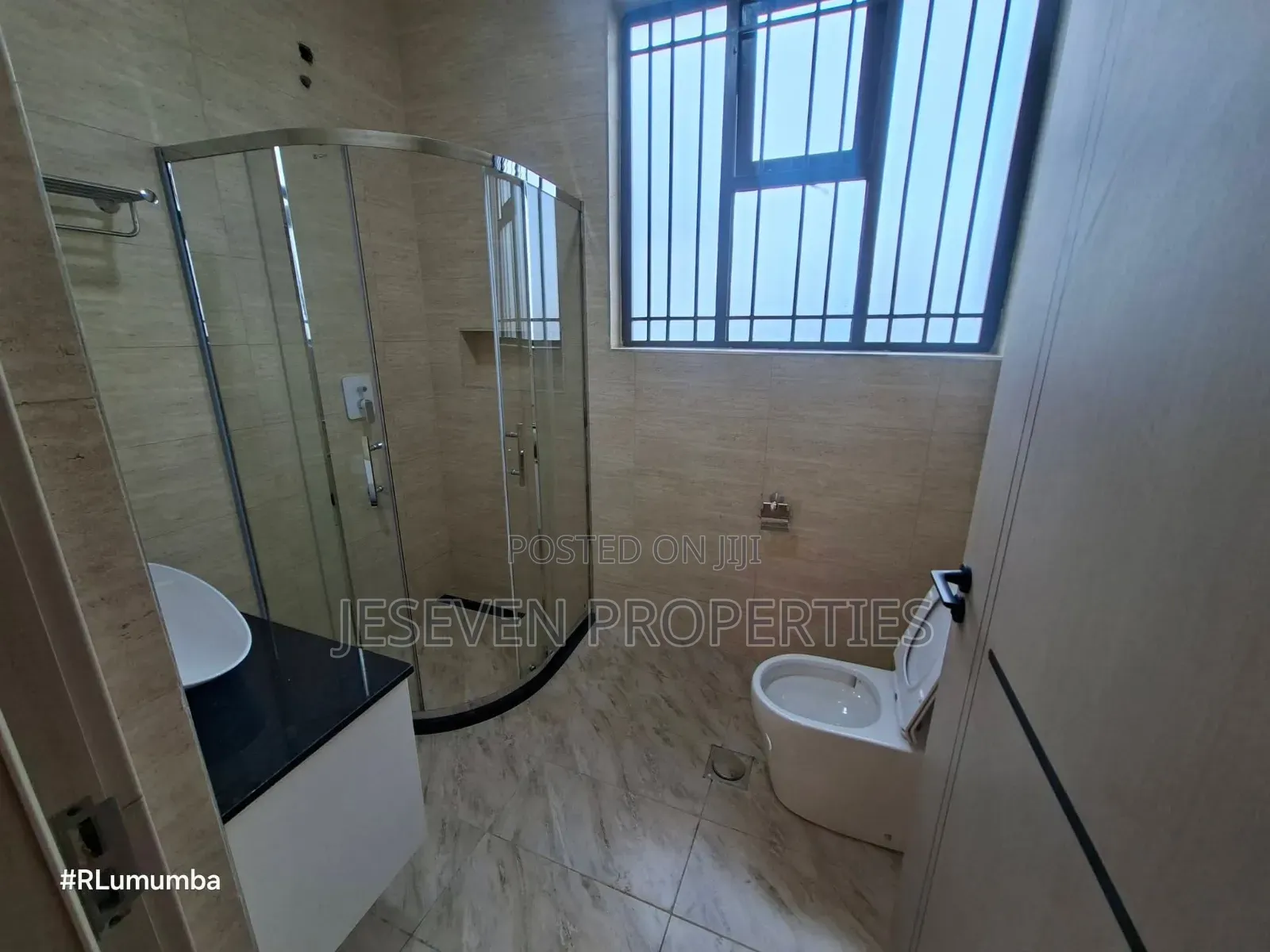 5bdrm Mansion in Syokimau, Gateway Mall Area for sale