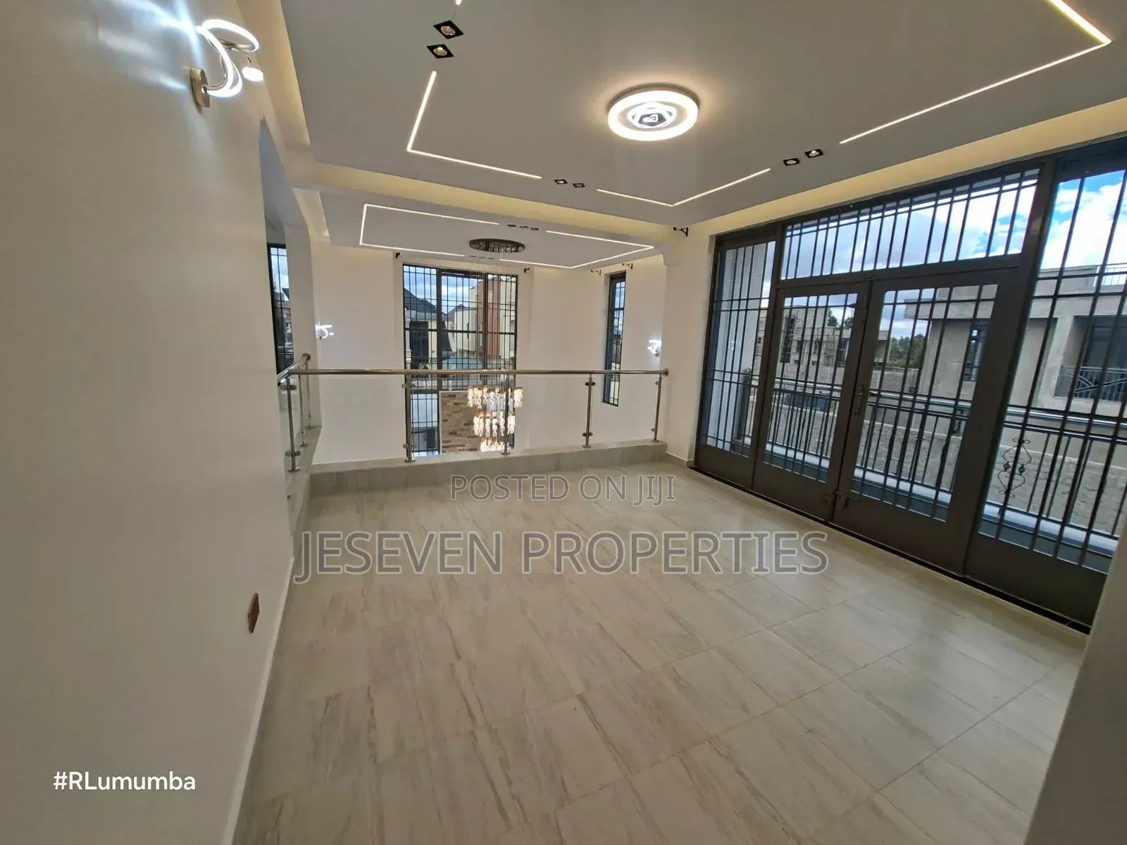 5bdrm Mansion in Syokimau, Gateway Mall Area for sale