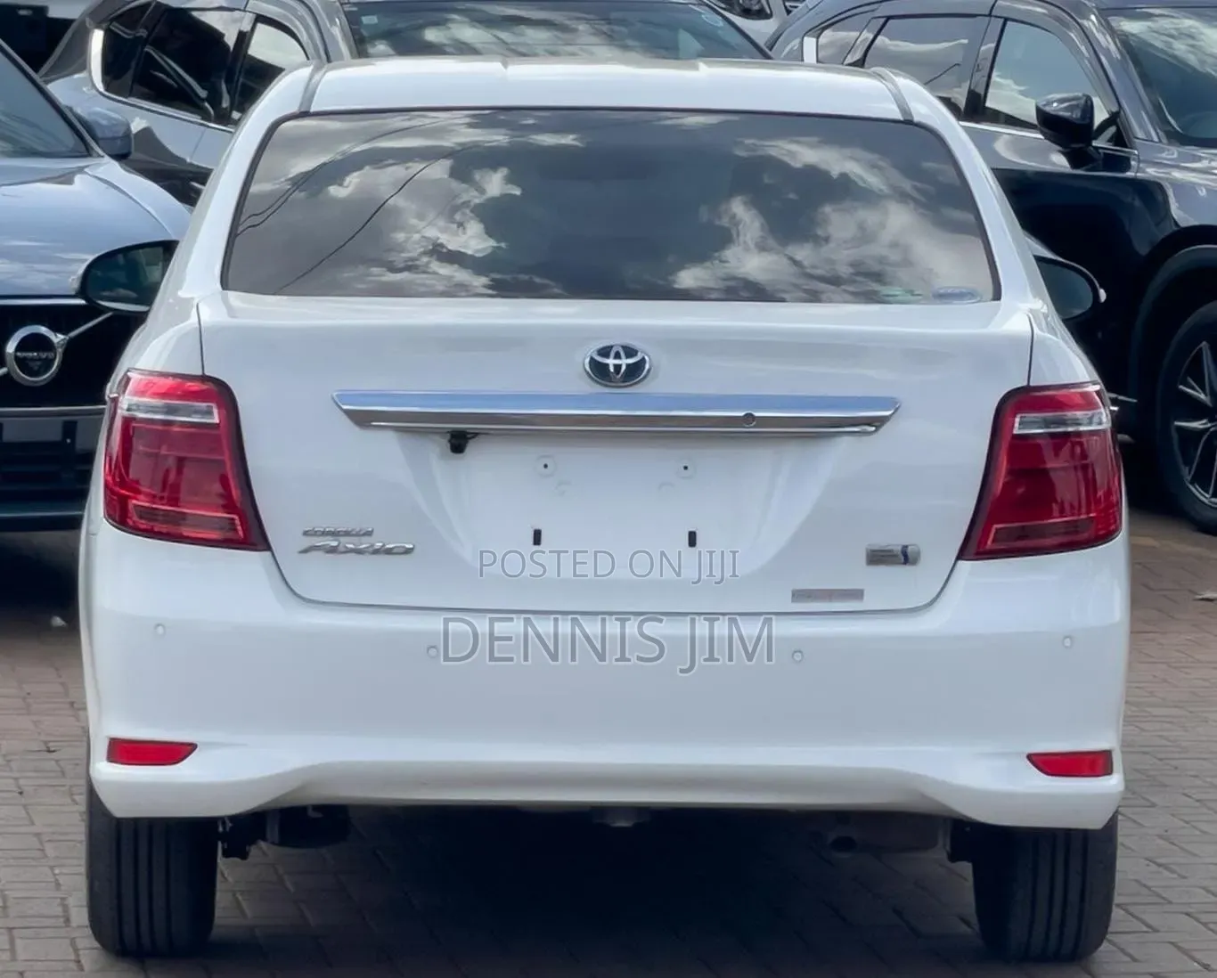 Toyota Axio 1.5 Hybrid 2WD 2018 White