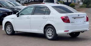 Toyota Axio 1.5 Hybrid 2WD 2018 White