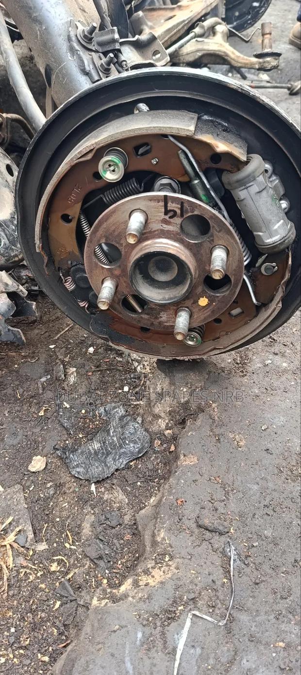 Rear Wheel Hubs Vitz,Belta,Fielder Sura Mbaya. - thumbnail 2