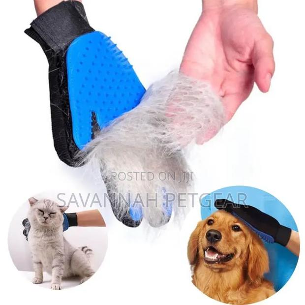Professional Pet Grooming and Massage Glove - Pair