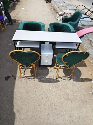 Nail Table 2in1, Love Seats and C-Shape Styling Seats