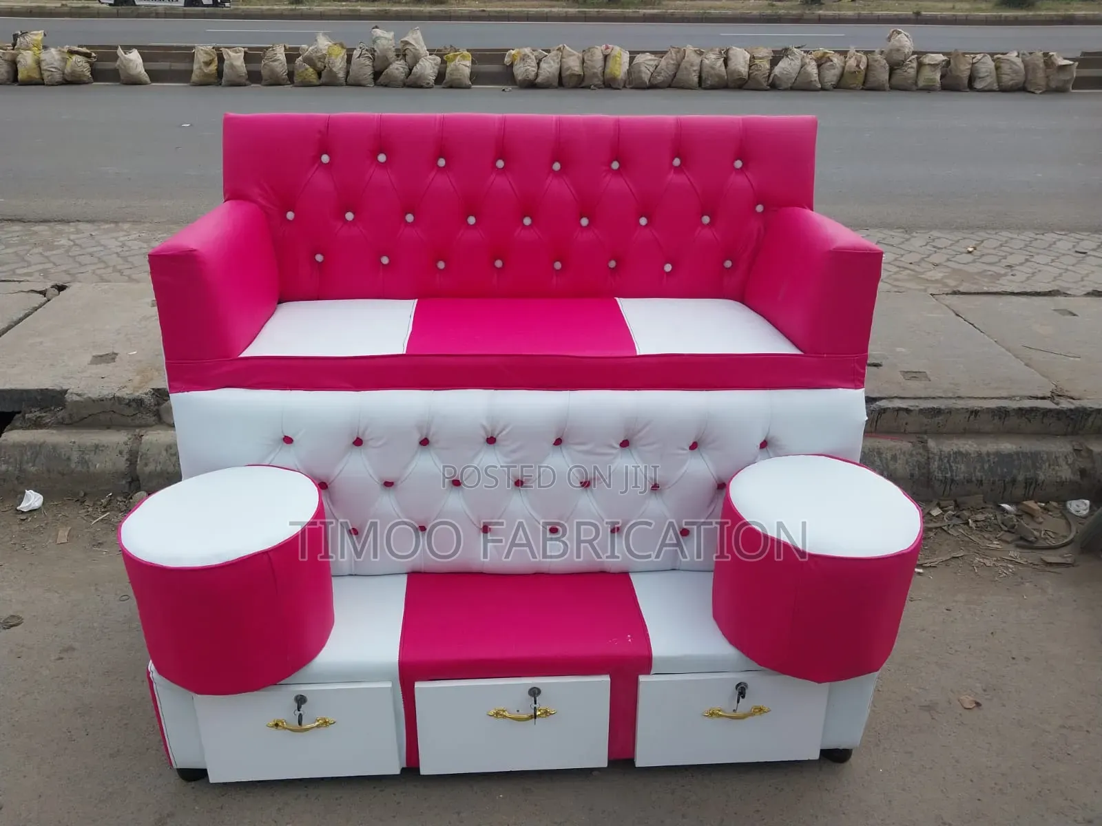 Pedicure 3 Seater With Drawers Pink and White