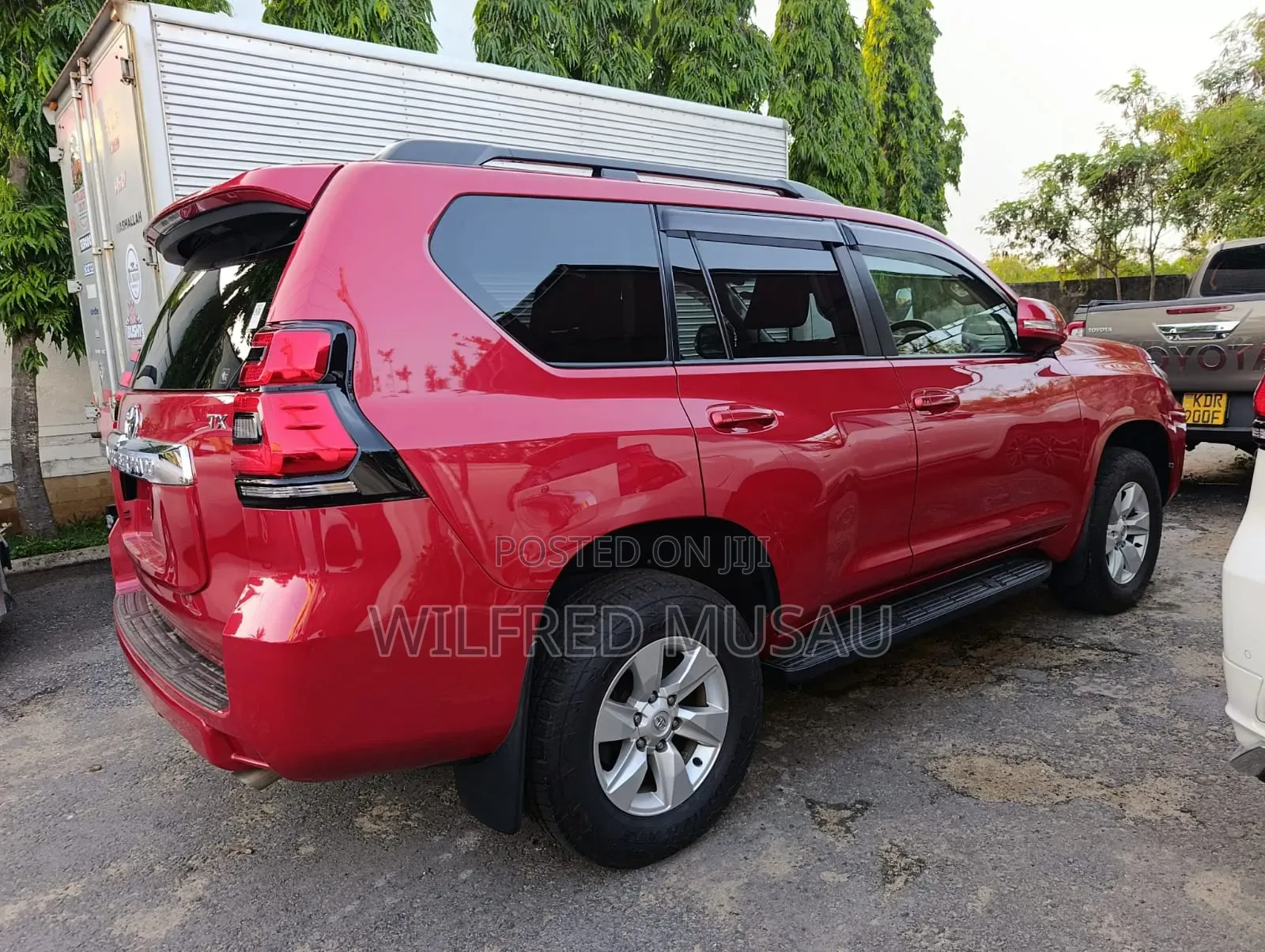 Toyota Land Cruiser Prado 2.7 2018 Red