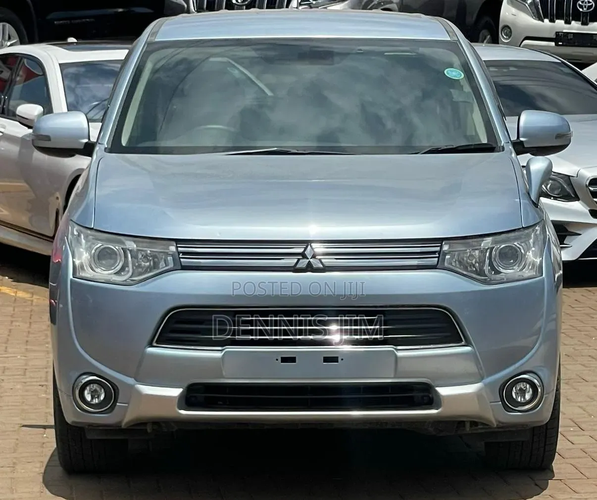 Mitsubishi Outlander 2016 Blue