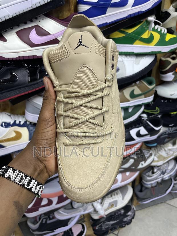 Jordan Courtside 23 - thumbnail 2