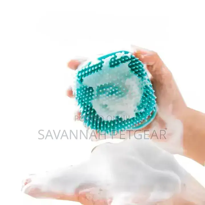 Pet Wash Brush With Built-in Shampoo Dispenser for Dog Cat Grooming