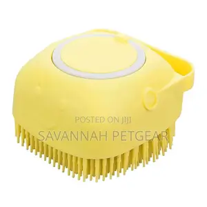 Pet Wash Brush With Built-in Shampoo Dispenser for Dog Cat Grooming