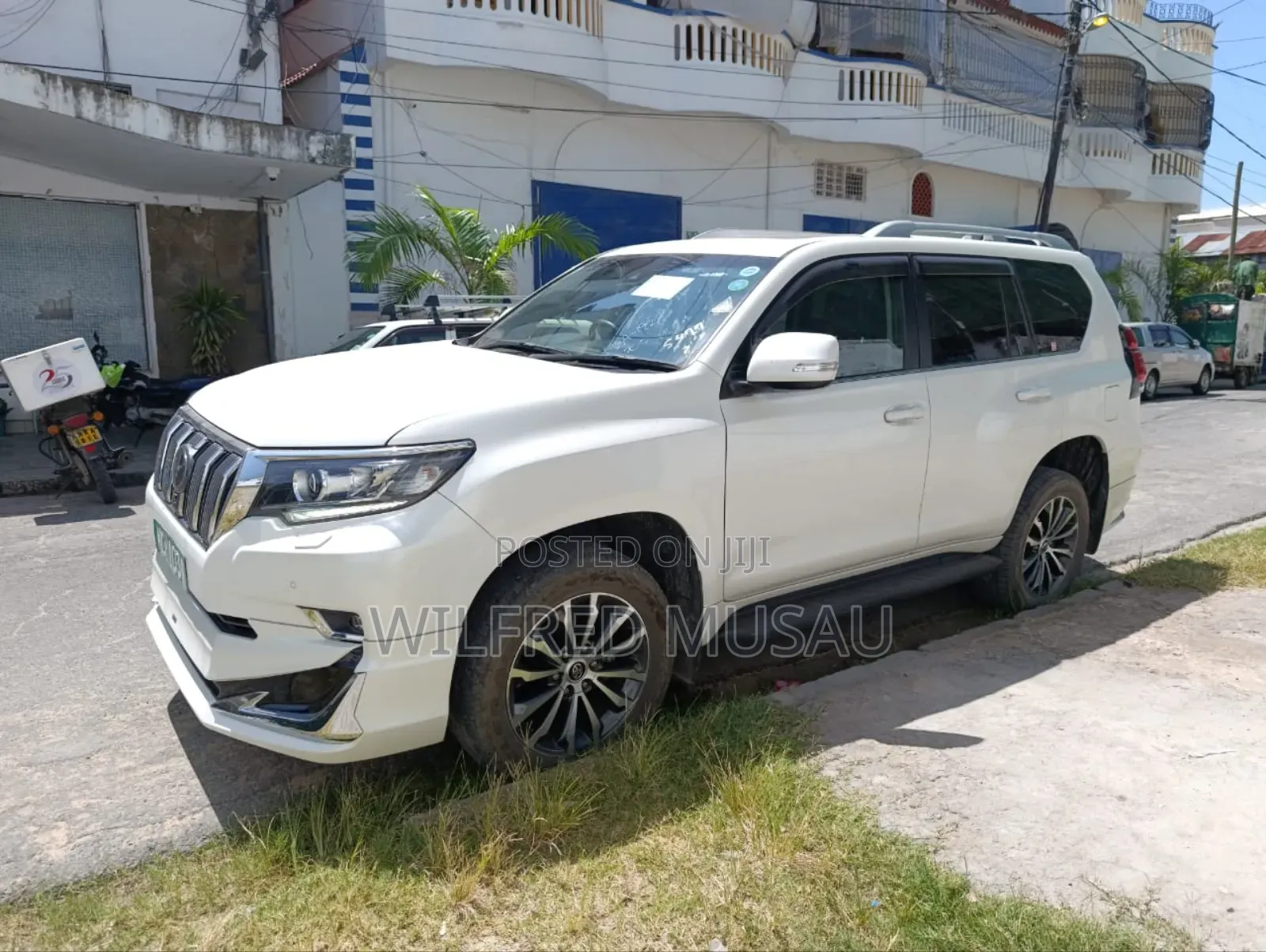Toyota Land Cruiser Prado 2.8 2020 White