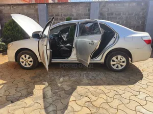 Toyota Premio 2009 Silver