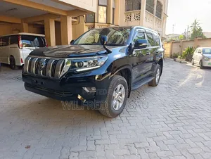 Toyota Land Cruiser Prado 2021 Black