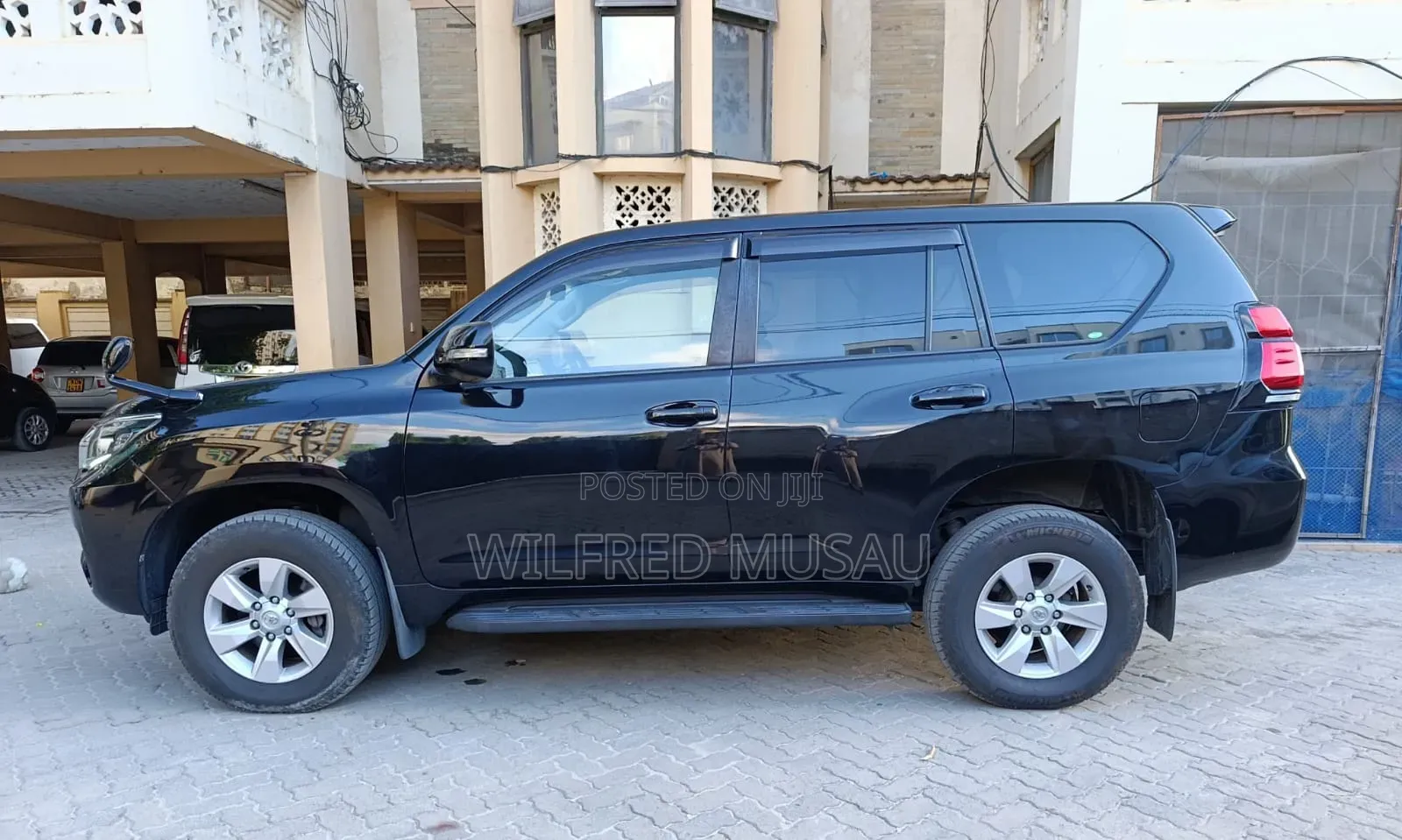 Toyota Land Cruiser Prado 2021 Black