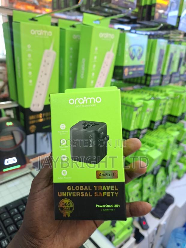 Oraimo Poweromni 251 2500w Multi-Plug Travel Converter