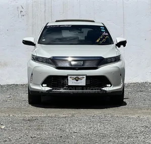 Toyota Harrier 2.0 Turbo 4WD 2019 White