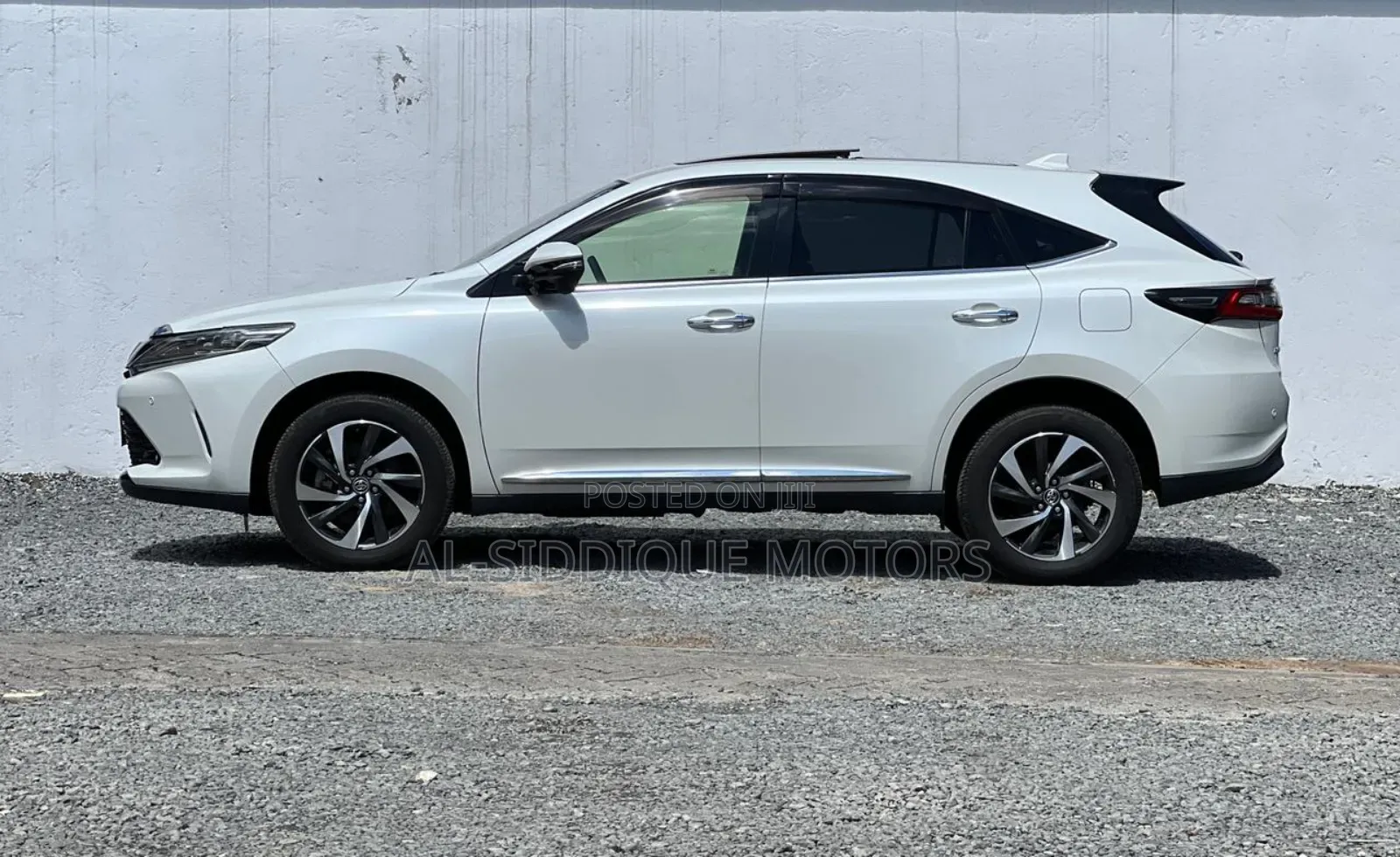 Toyota Harrier 2.0 Turbo 4WD 2019 White