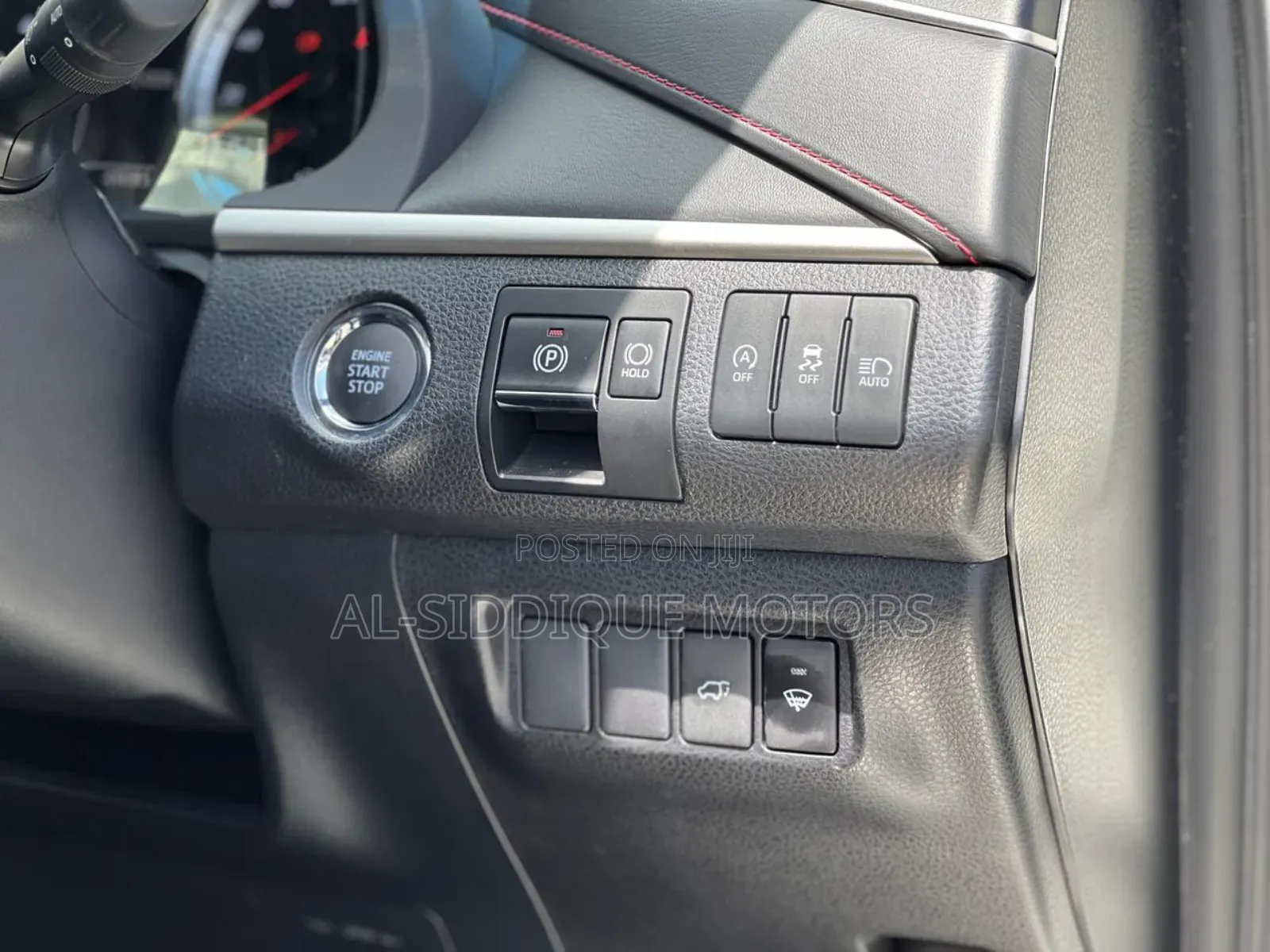 Toyota Harrier 2.0 Turbo 4WD 2019 White