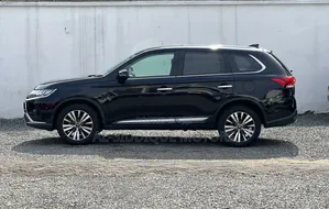 Mitsubishi Outlander SE FWD 2019 Black