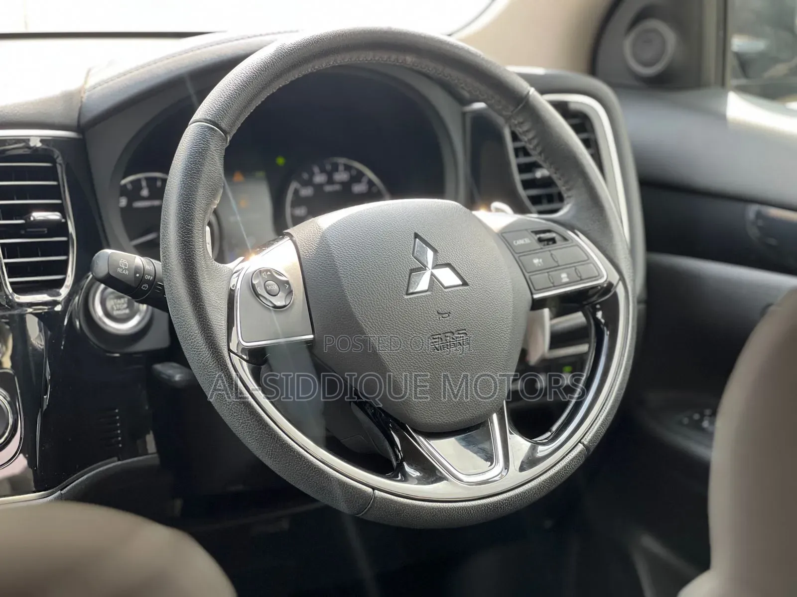 Mitsubishi Outlander SE FWD 2019 Black