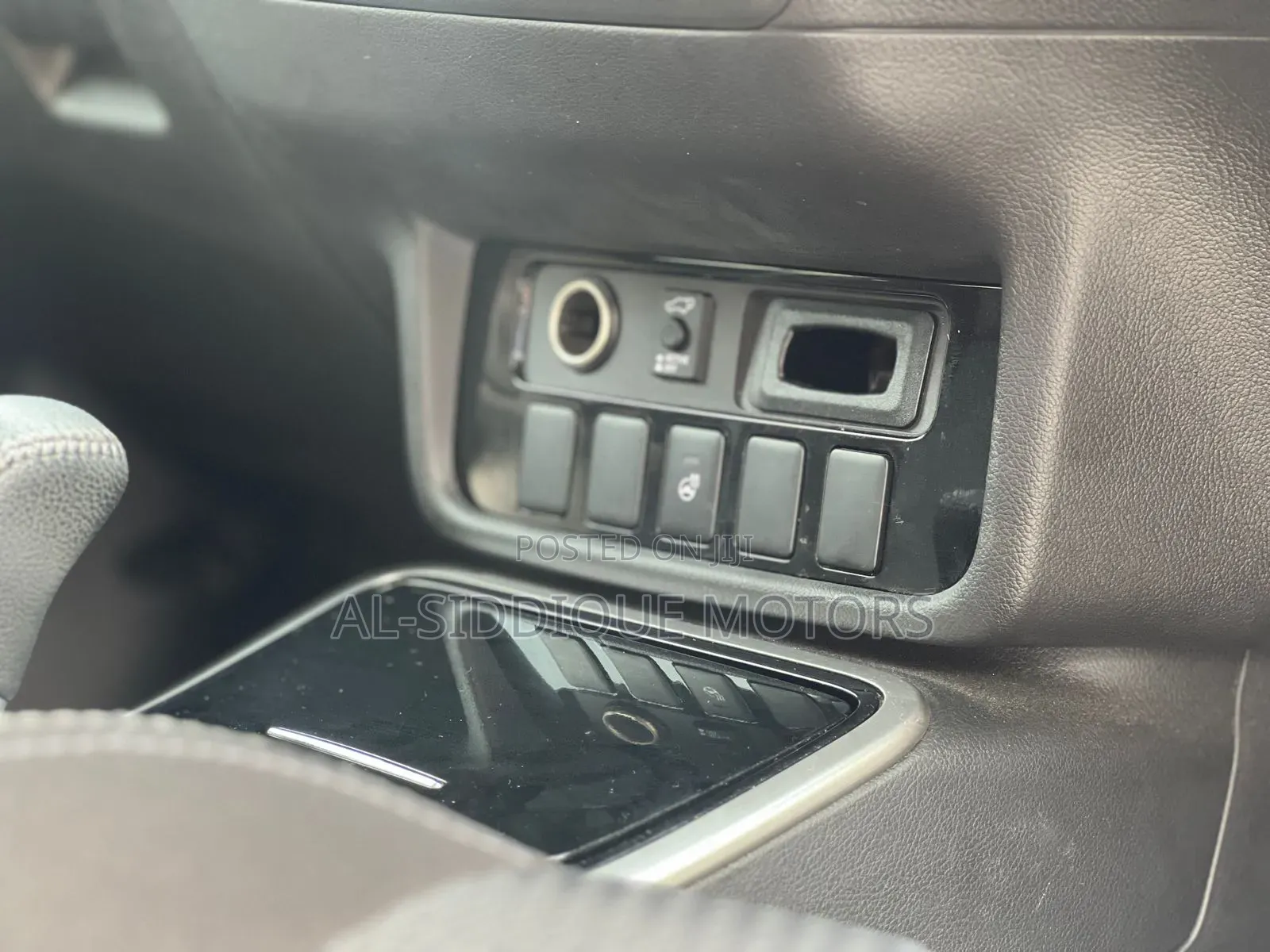 Mitsubishi Outlander SE FWD 2019 Black