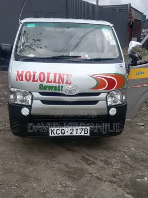Toyota HiAce 2012 Silver