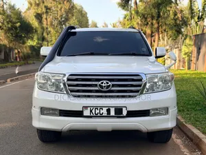 Toyota Land Cruiser 2008 White