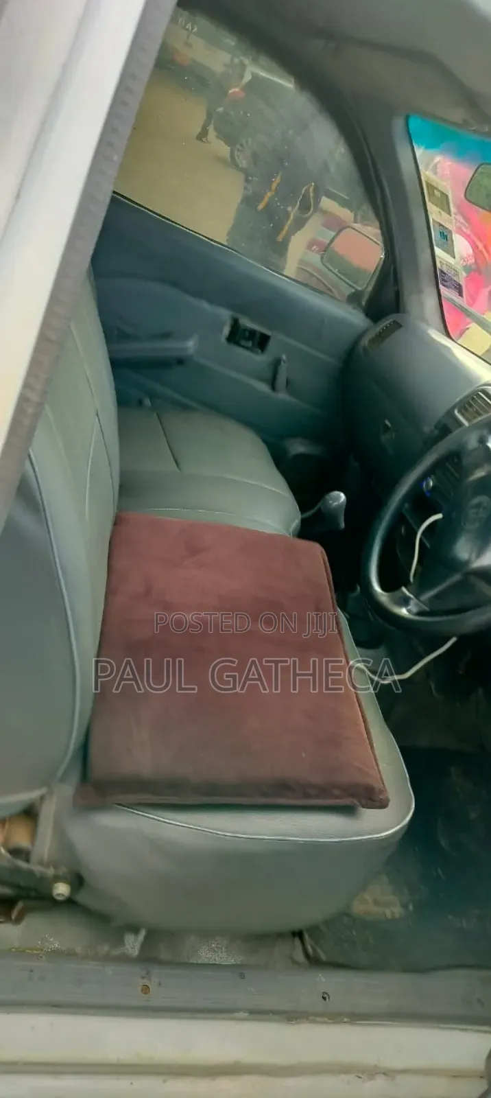 Toyota Hilux 1998 White