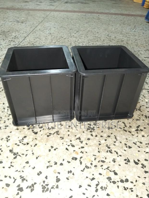 Plastic Cube Moulds - thumbnail 2