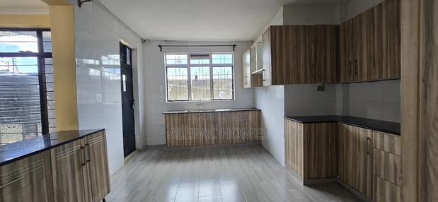 5bdrm Maisonette in Kamakis,Corner for sale - thumbnail 4