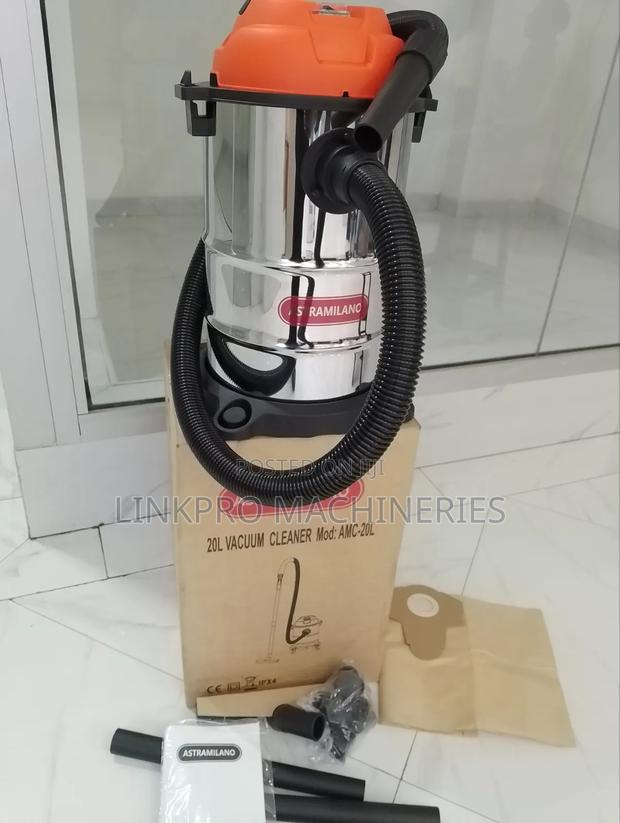 Astramilano 20 Litres Vacuum Cleaner