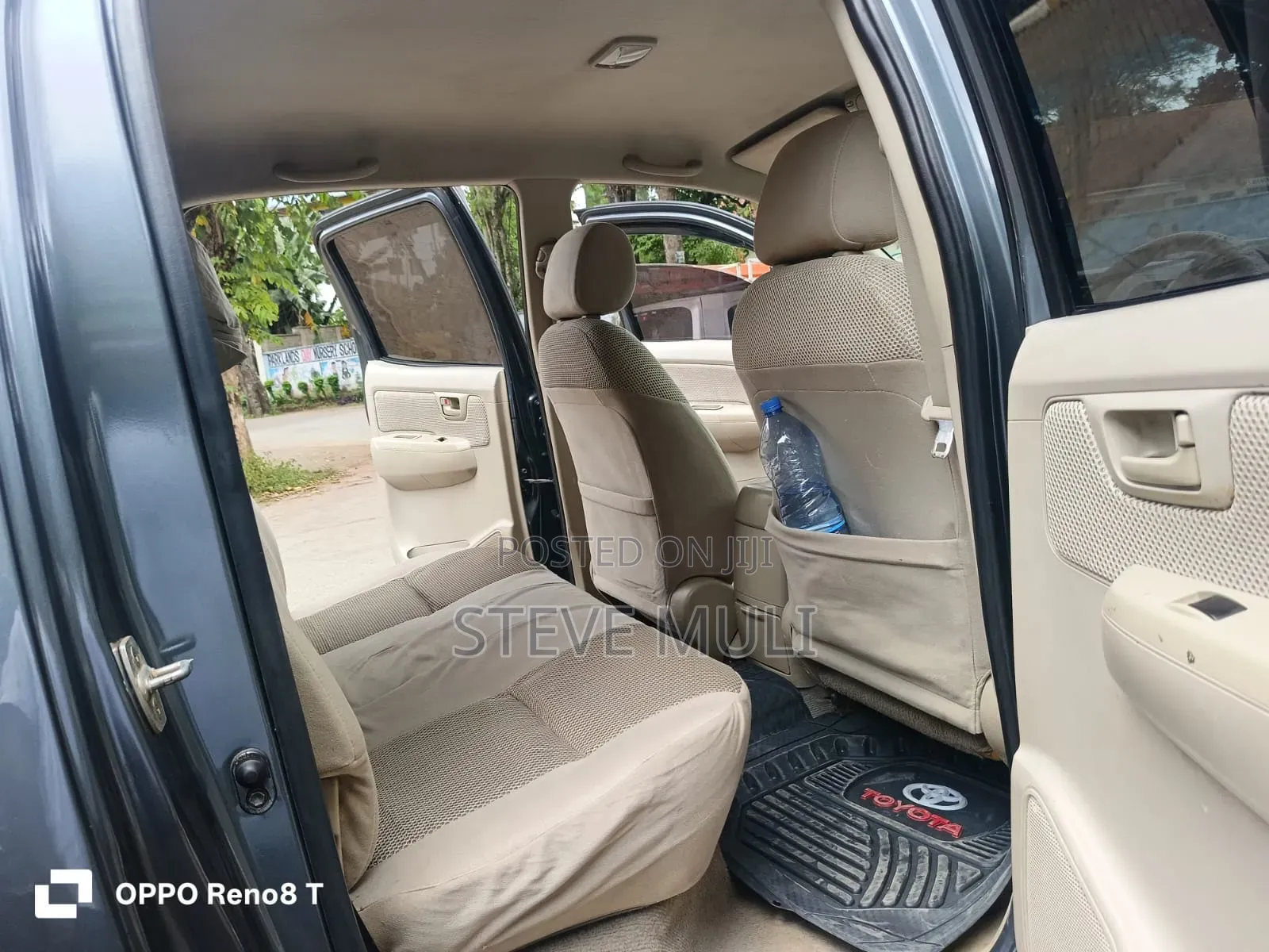 Toyota Hilux 2009 Gray