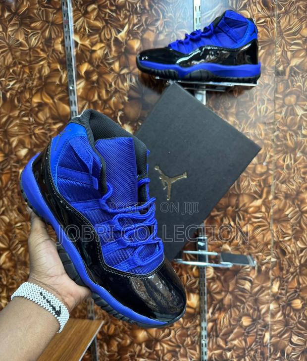 *Jordan 11 Retro Blue Black Colourway Sneakers - thumbnail 2