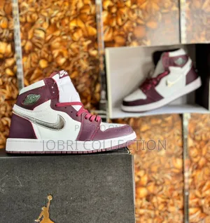 Nike Air Jordan 1 Retro High Og Bordeaux Sneakers