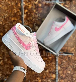 Ladies Nike Air Force 1 Low 07 "Pink Paisley Sneakers