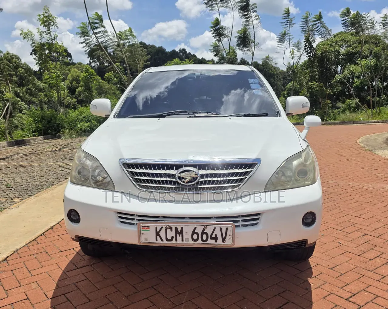 Toyota Harrier 2010 White