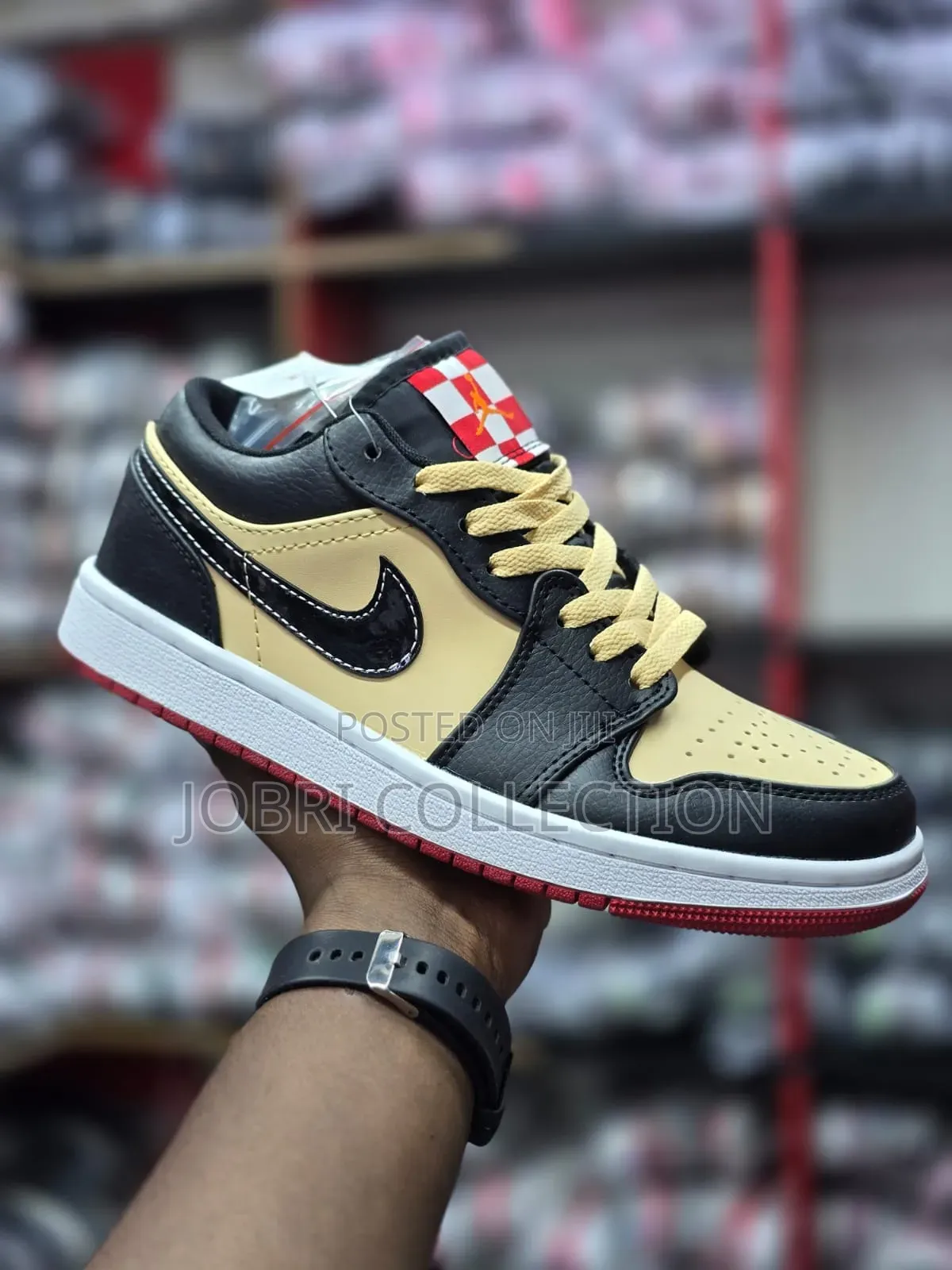 Air Jordan One Low Se Pizza Sneakers