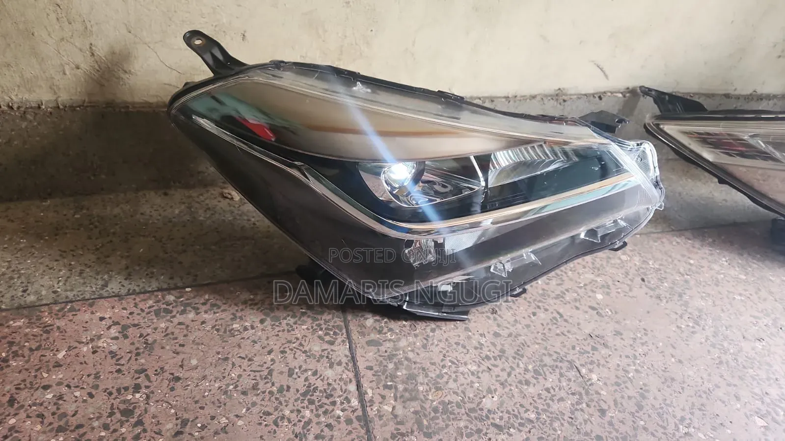 Vitz 2015 Headlight 52-270