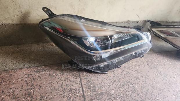 Vitz 2015 Headlight 52-270 - main view