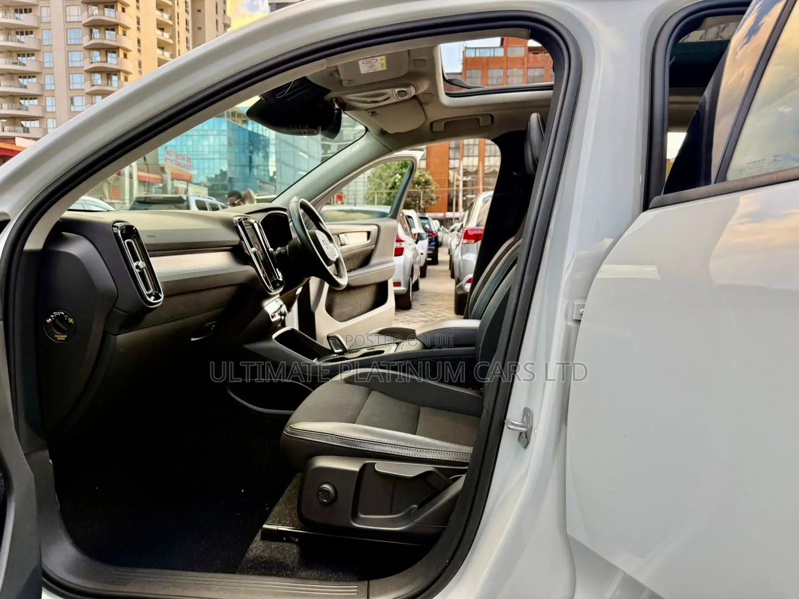 Volvo XC40 T5 Petrol AWD 2019 White