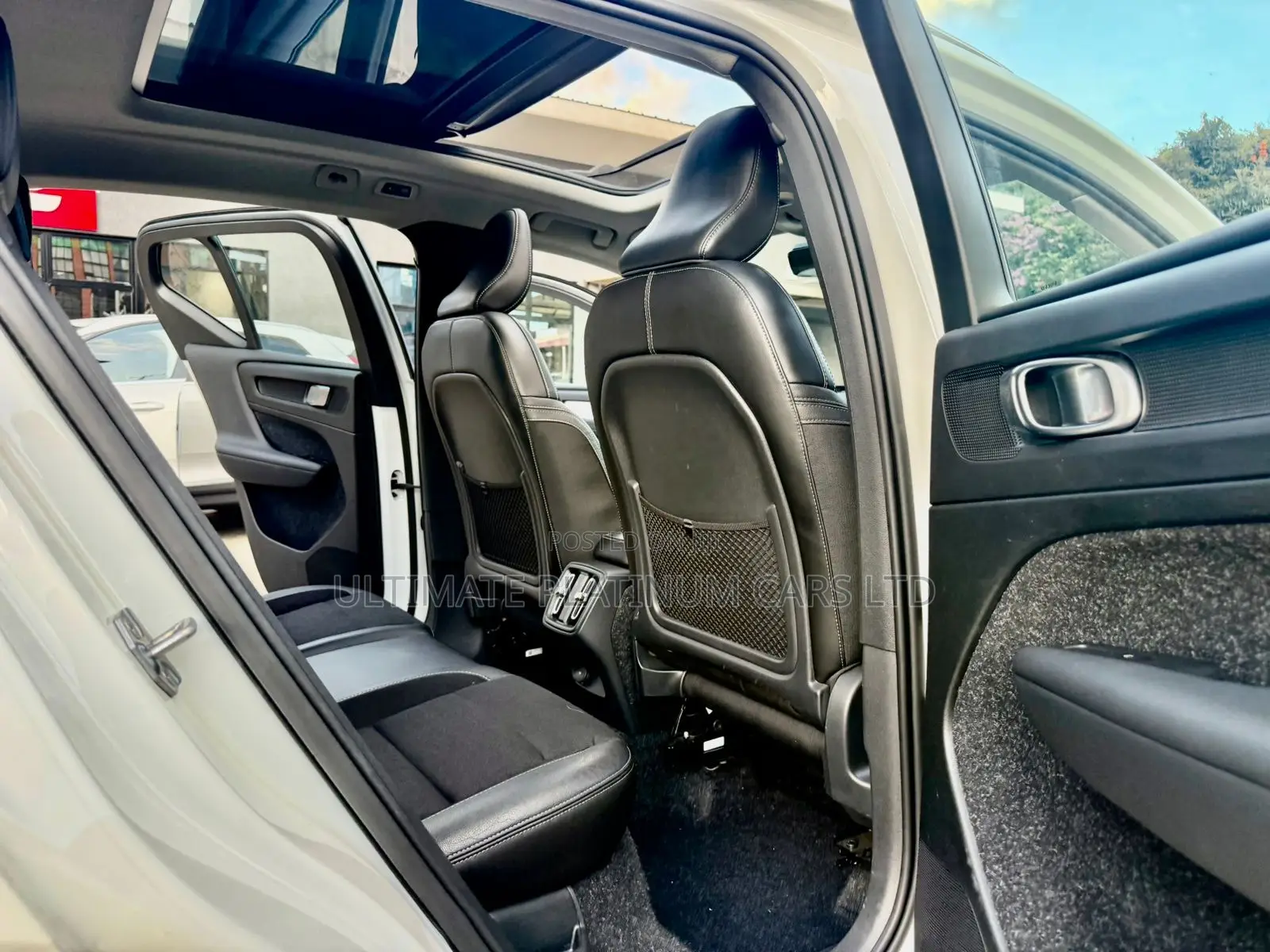 Volvo XC40 T5 Petrol AWD 2019 White