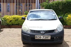Nissan Advan 2011 White