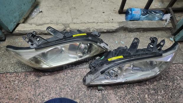 Vanguard Headlight Xenon Ex Japan Clean