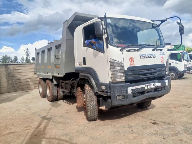 Isuzu FVZ 90