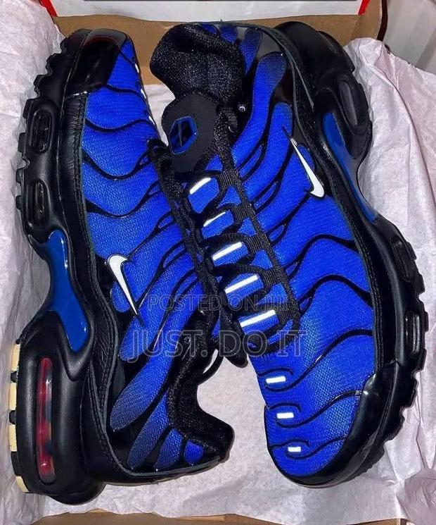 Nikeswear. - thumbnail 3