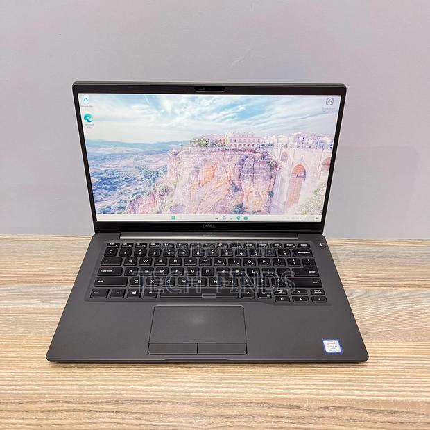 Laptop Dell Latitude 7390 8GB Intel Core i7 SSD 256GB