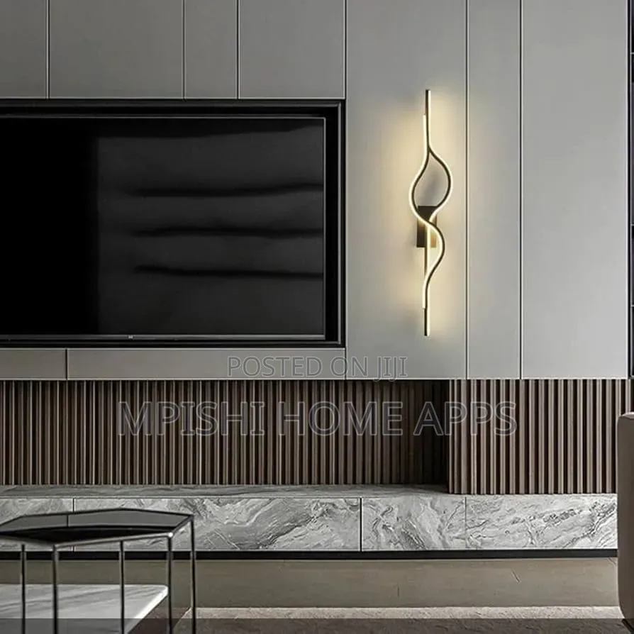 Wave-Shaped Led Wall Lamp Black