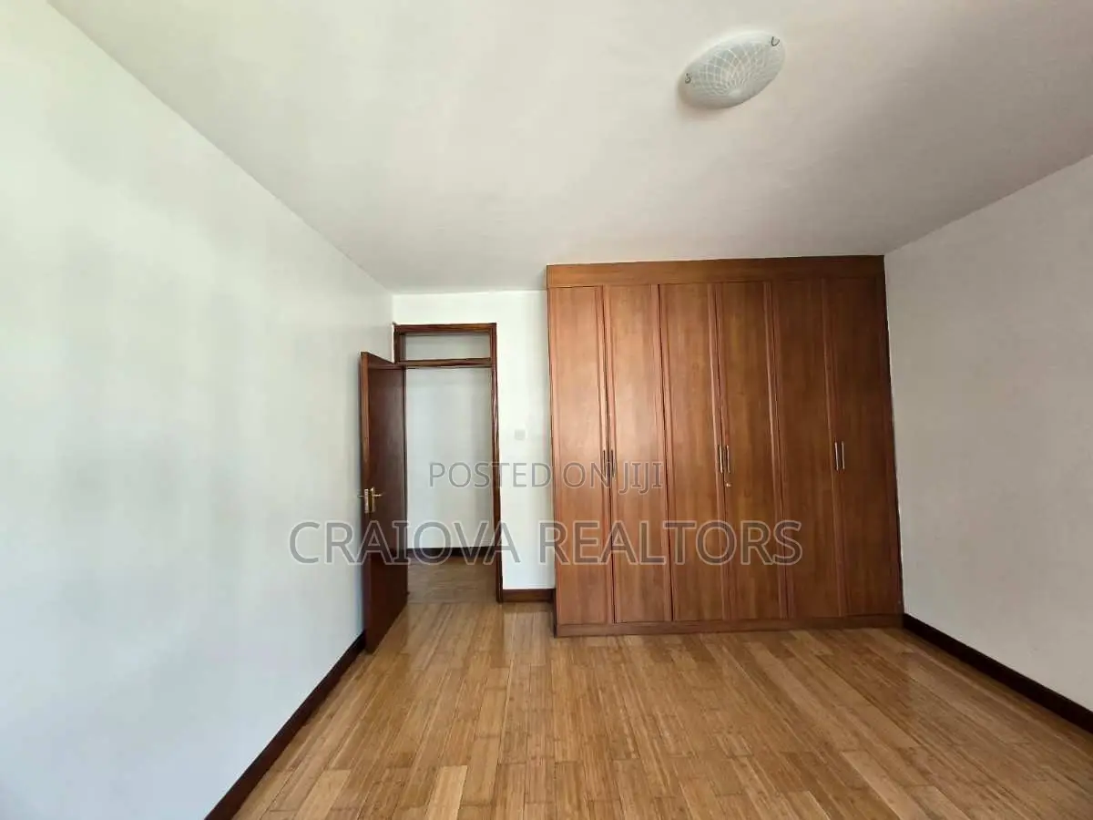 4bdrm Duplex in Hurlingham for rent