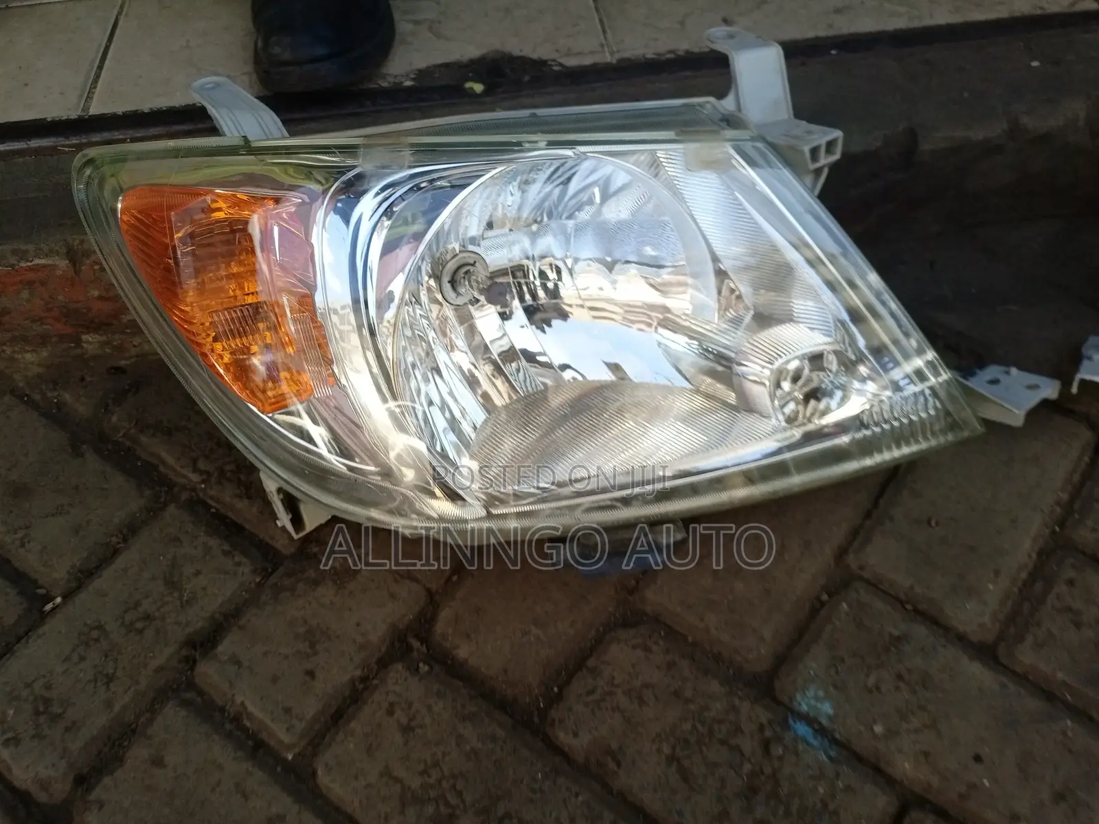 Toyota Hilux Headlight