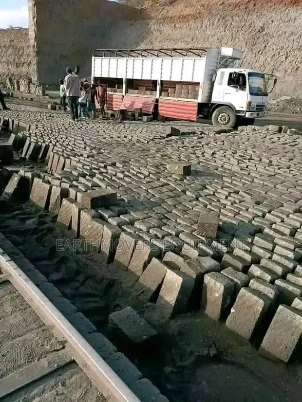Building Stones (Machine Cut and Foundation) Available - thumbnail 3