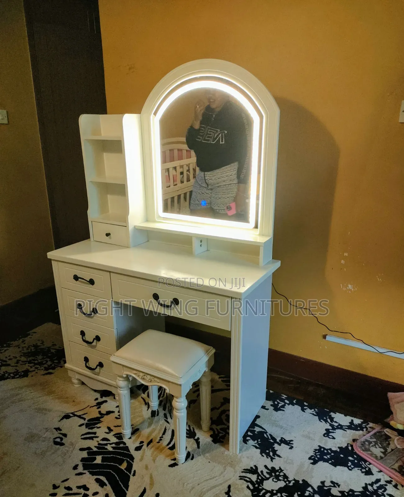 Vanity Desk With Led Mirror